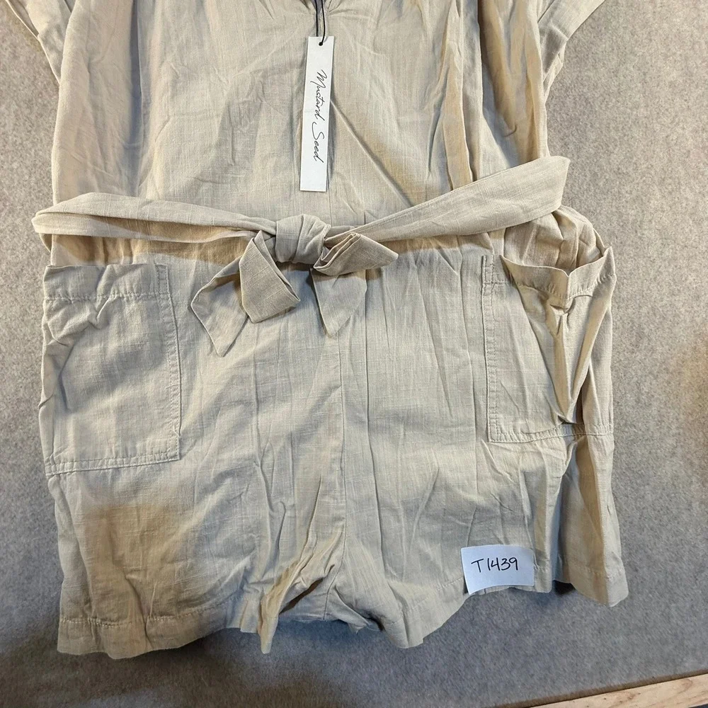 Mustard Seed Womens Beige Smocked Neck Belted Romper‎ Size Large NWT